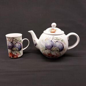 Teapot & Cup Set Arthur Wood Tea Pot and St. George Fine Bone China Mug ENGLAND